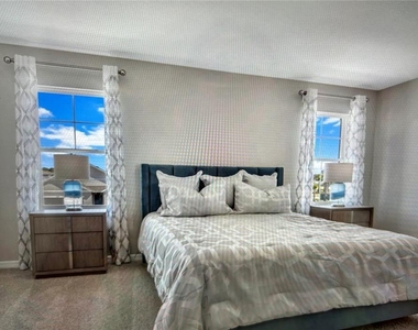 3464 Sandalwood Isle Way - Photo Thumbnail 12