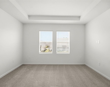 6053 Zen Way - Photo Thumbnail 15