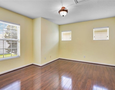 7325 Derexa Drive - Photo Thumbnail 15