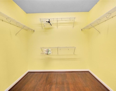 7325 Derexa Drive - Photo Thumbnail 29