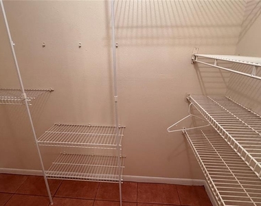 2657 Exuma Way - Photo Thumbnail 11