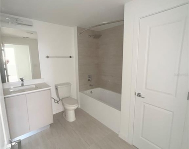 5579 Millenia Park Boulevard - Photo Thumbnail 12