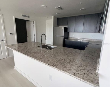 5579 Millenia Park Boulevard - Photo Thumbnail 5