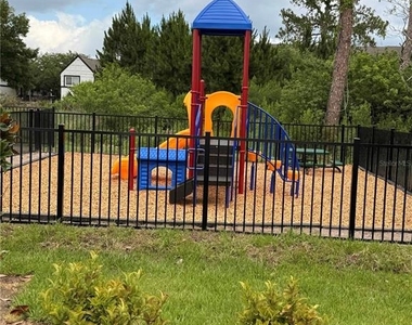 5579 Millenia Park Boulevard - Photo Thumbnail 16