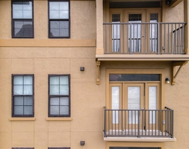 911 N Orange Avenue - Photo Thumbnail 32