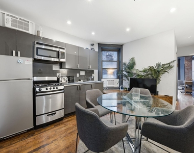 509 East 88th Street - Photo Thumbnail 3