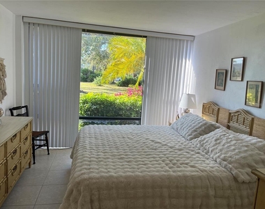 612 Bird Bay Drive S - Photo Thumbnail 13