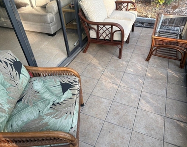 612 Bird Bay Drive S - Photo Thumbnail 9