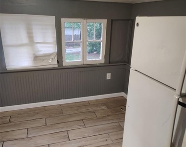 205 Lenox Street - Photo Thumbnail 8