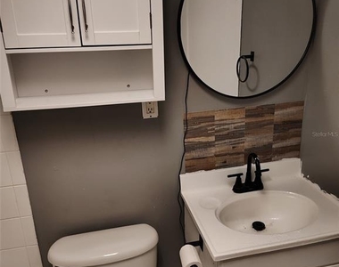 205 Lenox Street - Photo Thumbnail 10