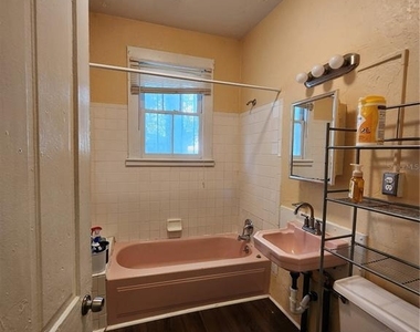 812 Se 4 Avenue - Photo Thumbnail 12