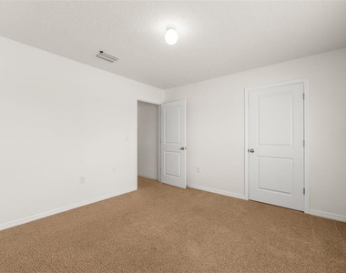 8008 Sw 62nd Court - Photo Thumbnail 34