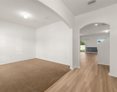 8008 Sw 62nd Court - Photo Thumbnail 5