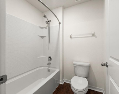 8008 Sw 62nd Court - Photo Thumbnail 36