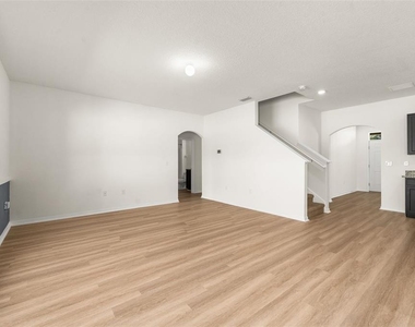 8008 Sw 62nd Court - Photo Thumbnail 16