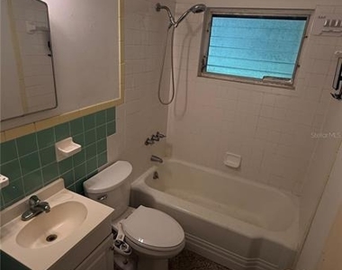 932 Ne 6th Avenue - Photo Thumbnail 12