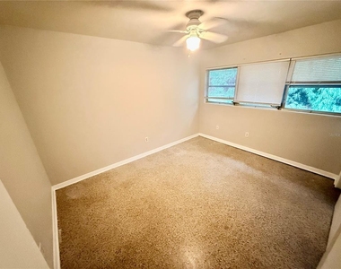 932 Ne 6th Avenue - Photo Thumbnail 4