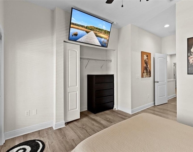 2106 E 17th Avenue - Photo Thumbnail 28