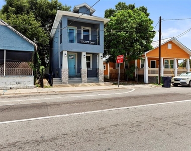2106 E 17th Avenue - Photo Thumbnail 5