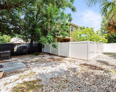 2106 E 17th Avenue - Photo Thumbnail 40