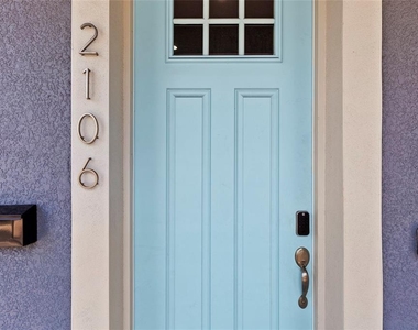 2106 E 17th Avenue - Photo Thumbnail 11