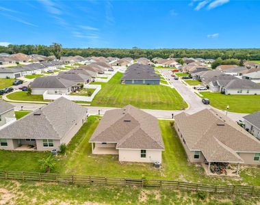 187 Nw 45th Loop - Photo Thumbnail 41