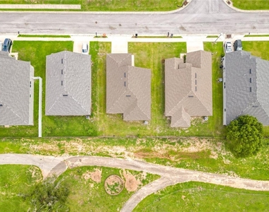187 Nw 45th Loop - Photo Thumbnail 43
