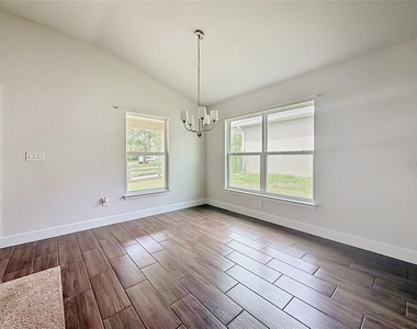 187 Nw 45th Loop - Photo Thumbnail 15