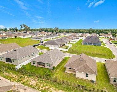 187 Nw 45th Loop - Photo Thumbnail 42