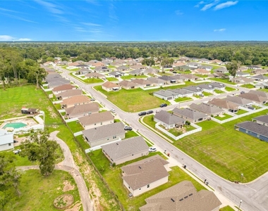 187 Nw 45th Loop - Photo Thumbnail 44