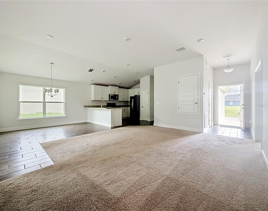 187 Nw 45th Loop - Photo Thumbnail 13