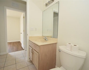 30 Eton Lane - Photo Thumbnail 35