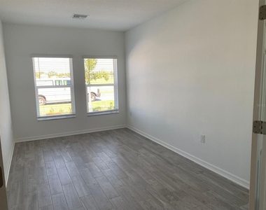 1980 Sunset Preserve Way - Photo Thumbnail 1