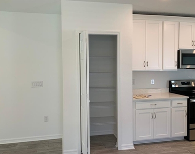 1980 Sunset Preserve Way - Photo Thumbnail 4