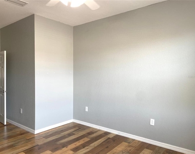 7280 Ketch Place - Photo Thumbnail 17