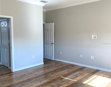 7280 Ketch Place - Photo Thumbnail 14