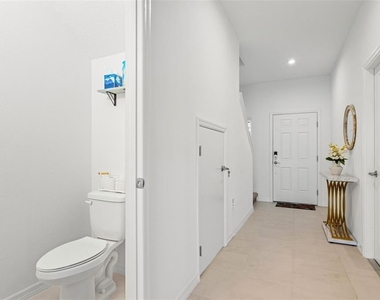 5725 Haven Terrace - Photo Thumbnail 5