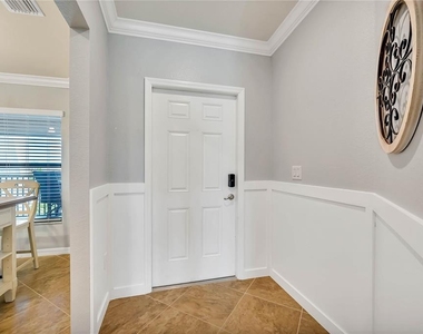 5577 Palmer Circle - Photo Thumbnail 2