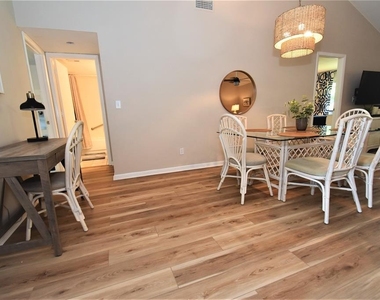 1712 Glenhouse Drive - Photo Thumbnail 3
