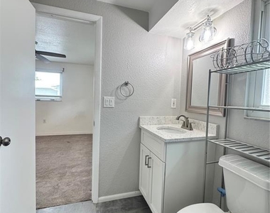 3410 Bay Street - Photo Thumbnail 15