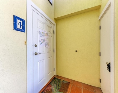 101 Palm Avenue - Photo Thumbnail 5