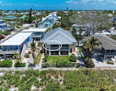 101 Palm Avenue - Photo Thumbnail 32