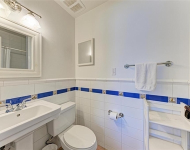 101 Palm Avenue - Photo Thumbnail 24