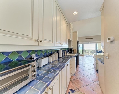 101 Palm Avenue - Photo Thumbnail 15