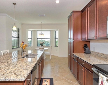 17006 Vardon Terrace - Photo Thumbnail 9