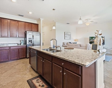 17006 Vardon Terrace - Photo Thumbnail 5