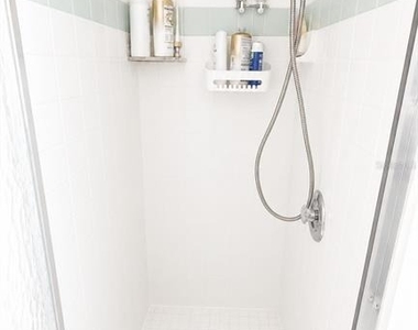 640 47th Street - Photo Thumbnail 13