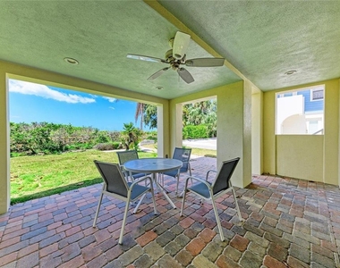 101 Palm Avenue - Photo Thumbnail 26