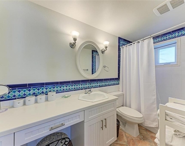 101 Palm Avenue - Photo Thumbnail 21