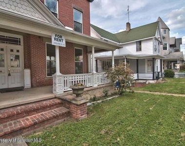 533 Quincy Avenue - Photo Thumbnail 1